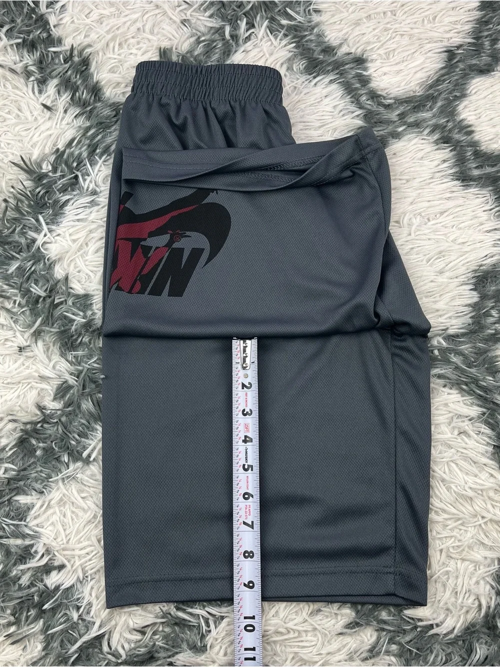 Nike Air Jordan Boys Youth Gray Logo Athletic Basketball Mesh Shorts Size XL
